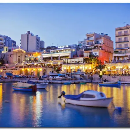 Διαμέρισμα Splendid 2br Apartment, Steps To St Georges Bay Saint Julian's