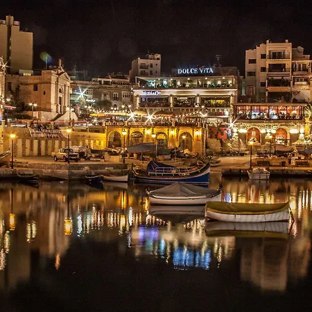 Διαμέρισμα Splendid 2br Apartment, Steps To St Georges Bay *